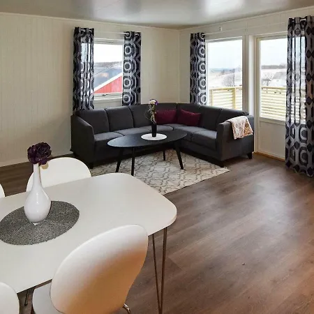 Holiday Sandhornoy 別荘